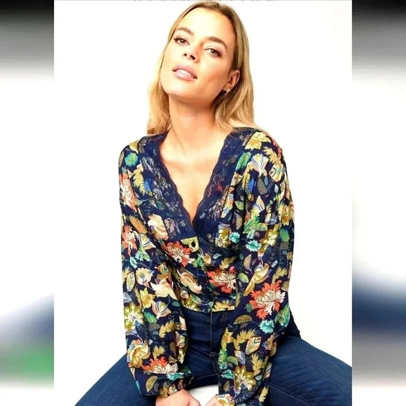 Buffalo David Bitton Lace Trim Raquel Botanical Blouse - Picture 4 of 10